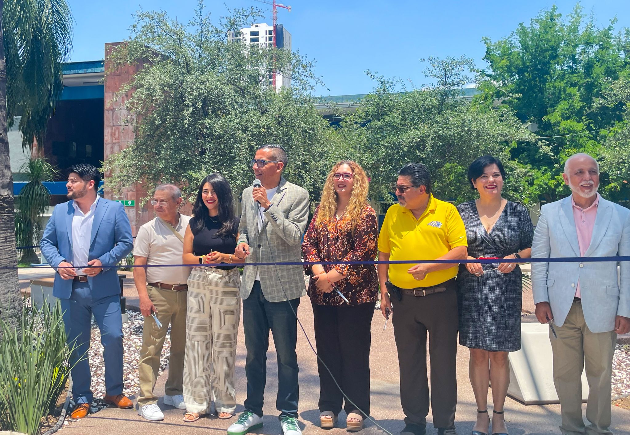 Inauguración de Jardines de la FaPsi